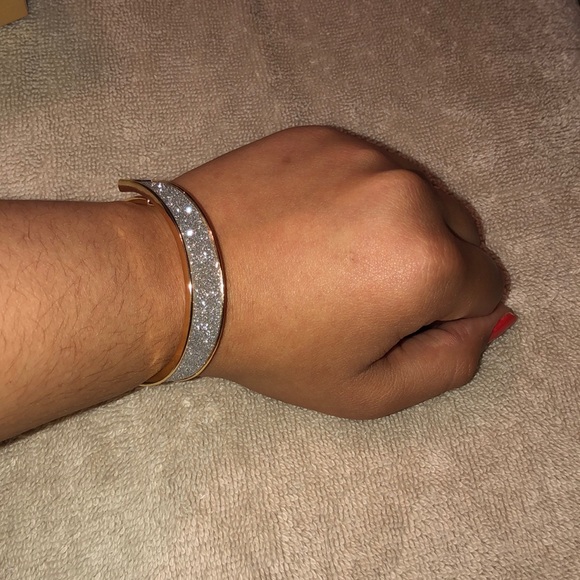 Monet Gold Bracelet - Picture 7 of 7